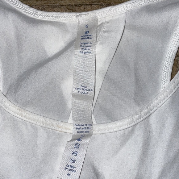 Lululemon Tank - Never Worn - Picture 2 of 3